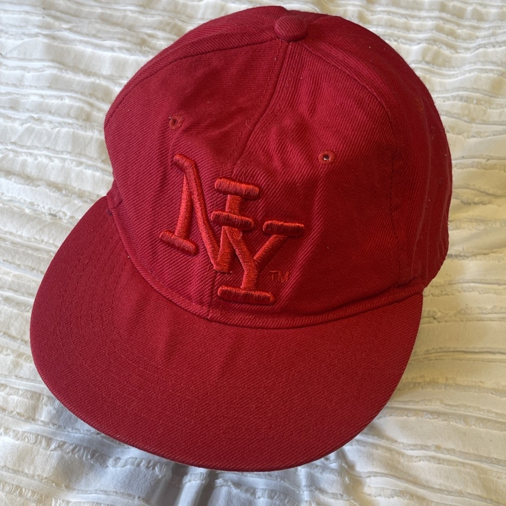 City Hunter NY Logo Red Baseball Cap XL Hat Streetwear